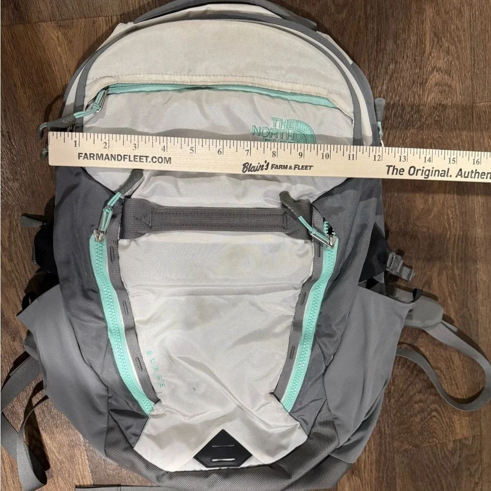 The North Face Women's Surge Laptop Backpack Light Gray Teal
